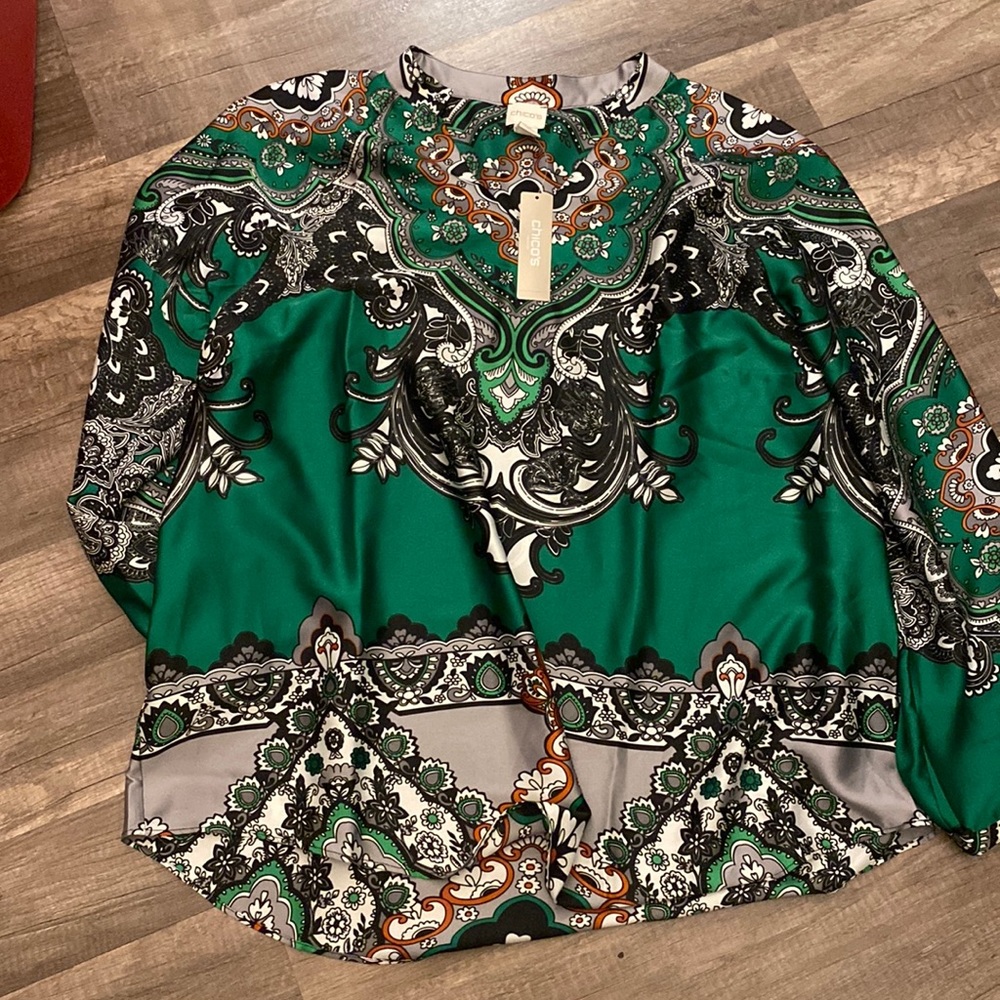 NWT chicos shirt